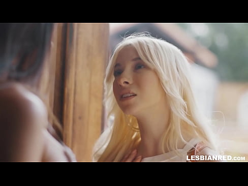 ❤️ U-Girl ufika ekhaya ezinyangeni ezimbalwa kamuva futhi ugcina edla ingquza kasingamama wakhe Ividiyo yocansi ku-porn zu.pornfuror.ru ☑